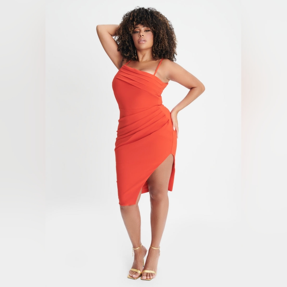 NWOT Chantelle Curve Asymmetric Pleat Midi Dress - Coral Red